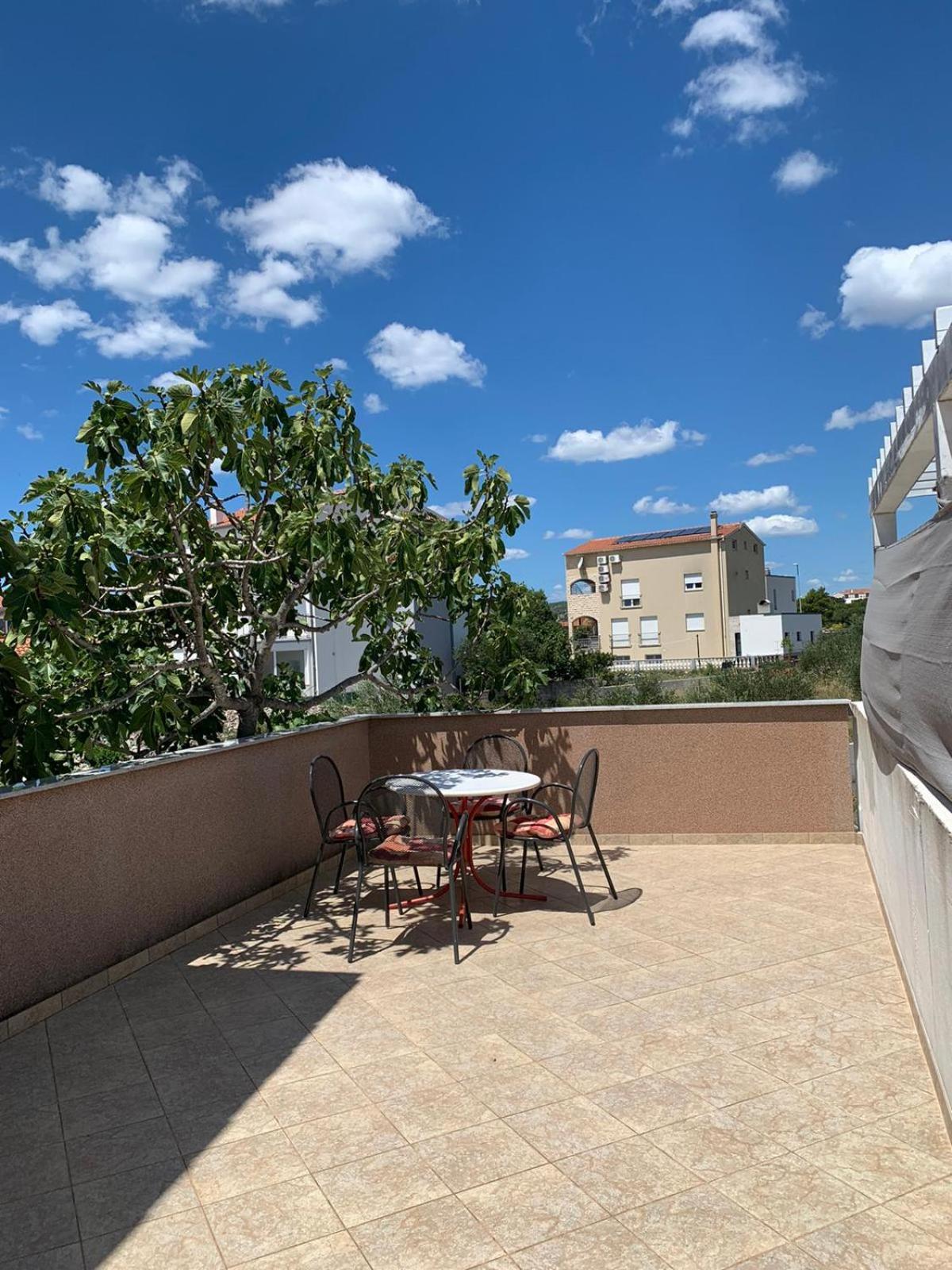 Apartmani Kutlesa Vodice Zewnętrze zdjęcie